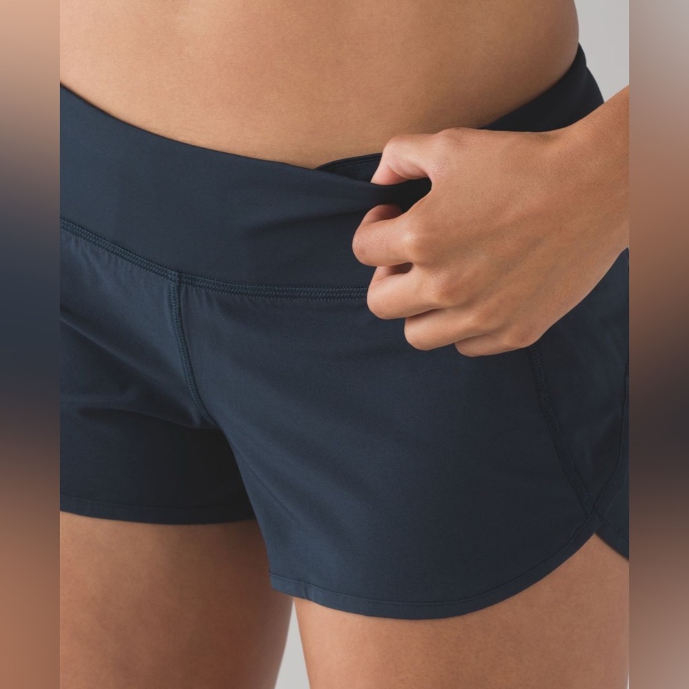 LULULEMON Speed Up LR Shorts - 2.5” Lined